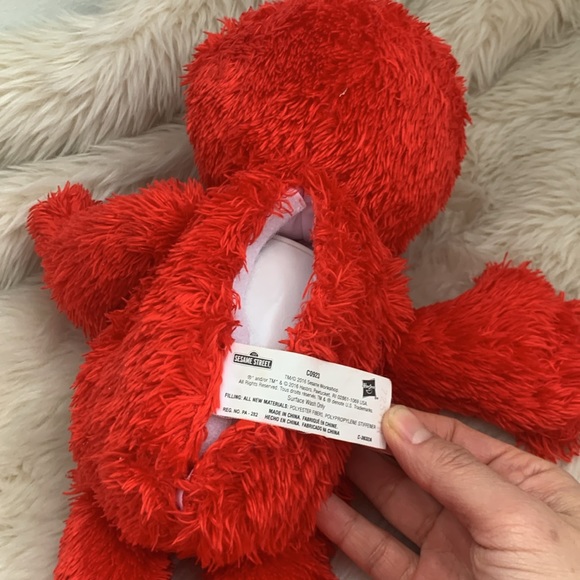 Tickle Me Elmo Stuffy Bundle: Sesame Street hardcover book, & Elmo Long-sleeve - Picture 3 of 6